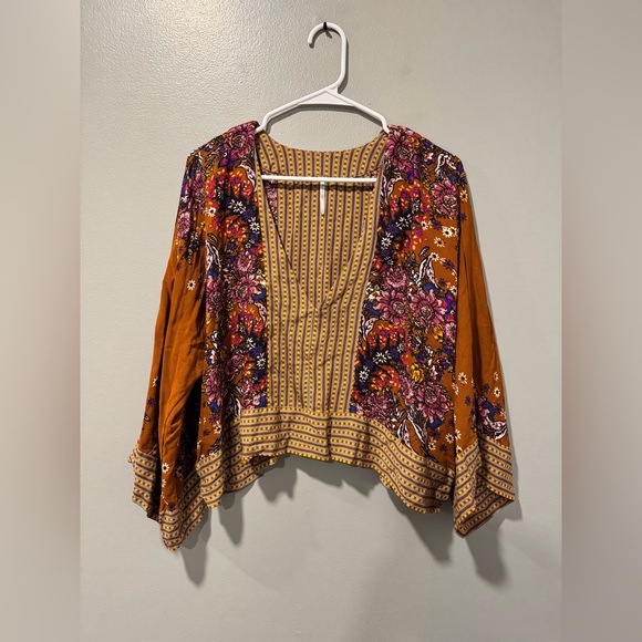 Free People Tops - Free People Boho Floral Top Size XS